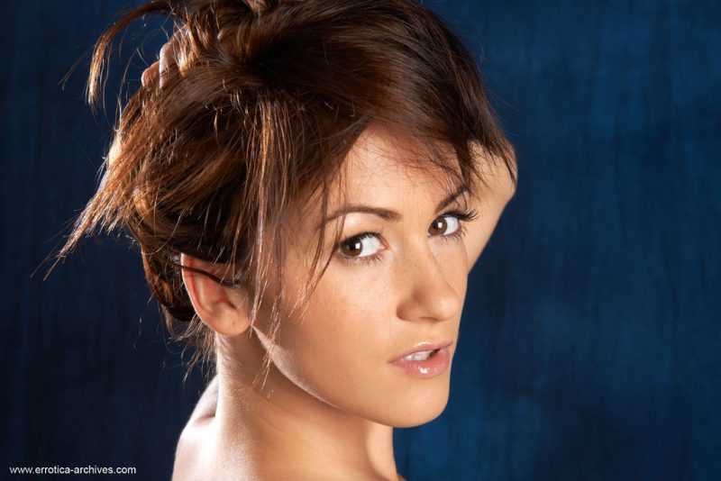 Tess Lyndon