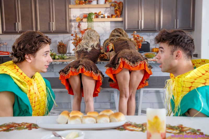 Mom Pussy Makes A Perfect Thanksgiving – S5:E3
