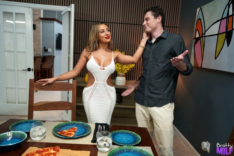 Surprise Dinner For Stepmom – S14:E7