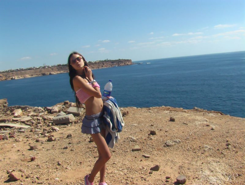 Julia – Sex at Beach