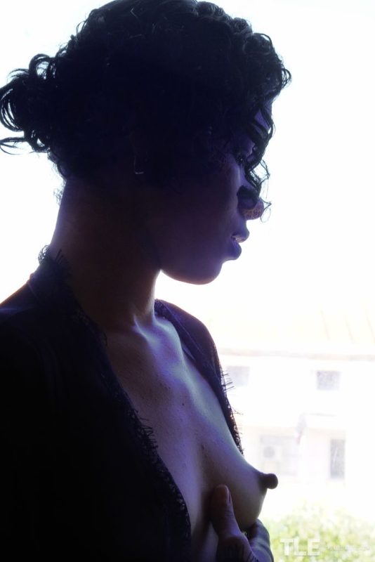 Nipple 1