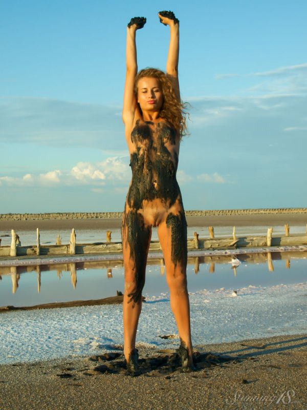 Julianna – Playing in the Mud