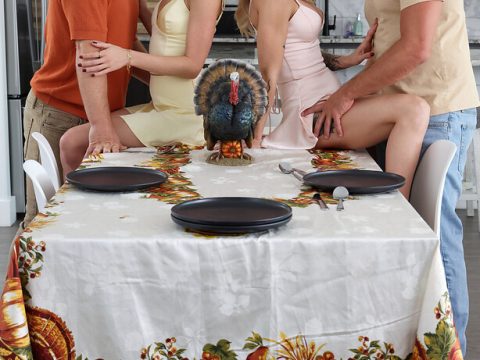 Getting Our Fill On Thanksgiving – S49:E17