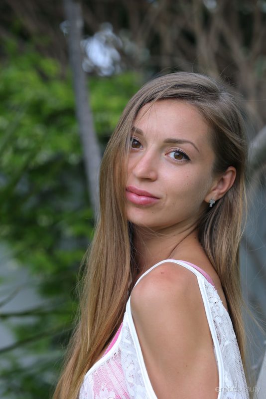 Presenting Leila Mazz